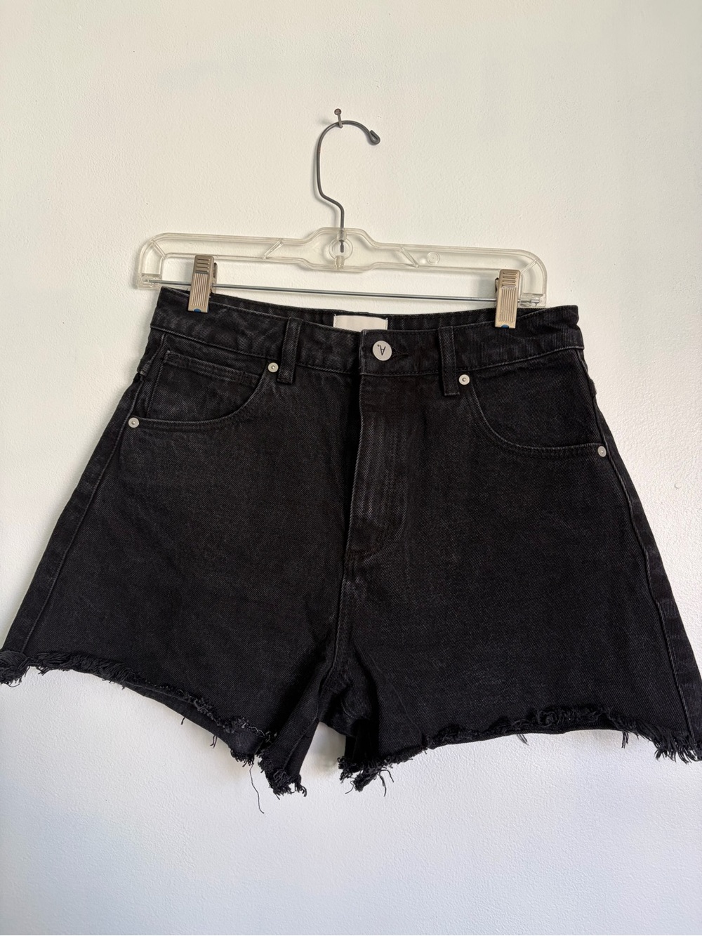 Abrand Black 95 Mid Baggy Short Cara
